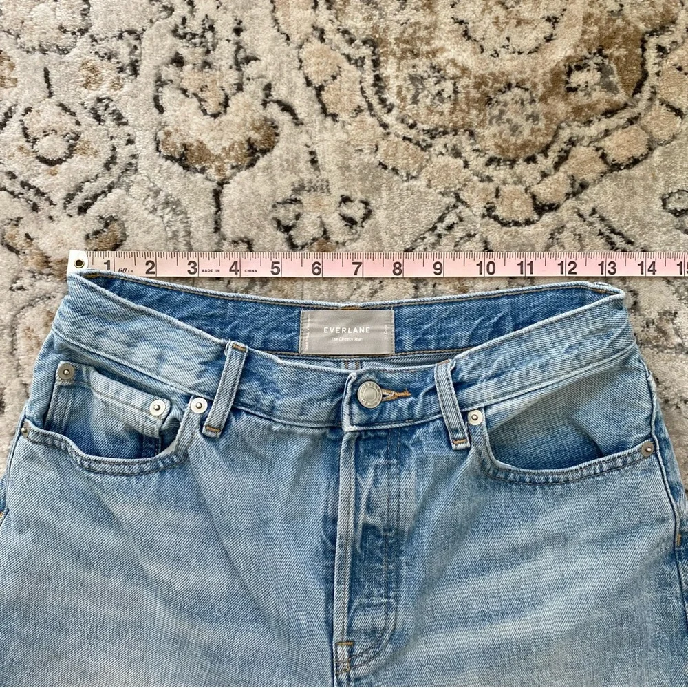 Everlane The Original Cheeky Jeans - Picture 6 of 6